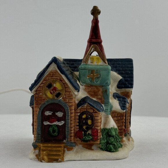 Vintage Ceramic Light-Up Christmas Village Church Chapel Wreath Snow Small 5" - Picture 11 of 14